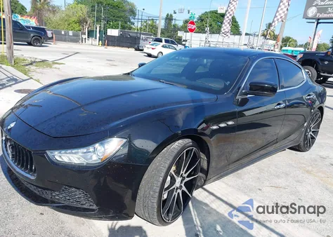 2016 Maserati Ghibli z USA, uszkodzony, nr VIN ZAM57XSA6G1175711
